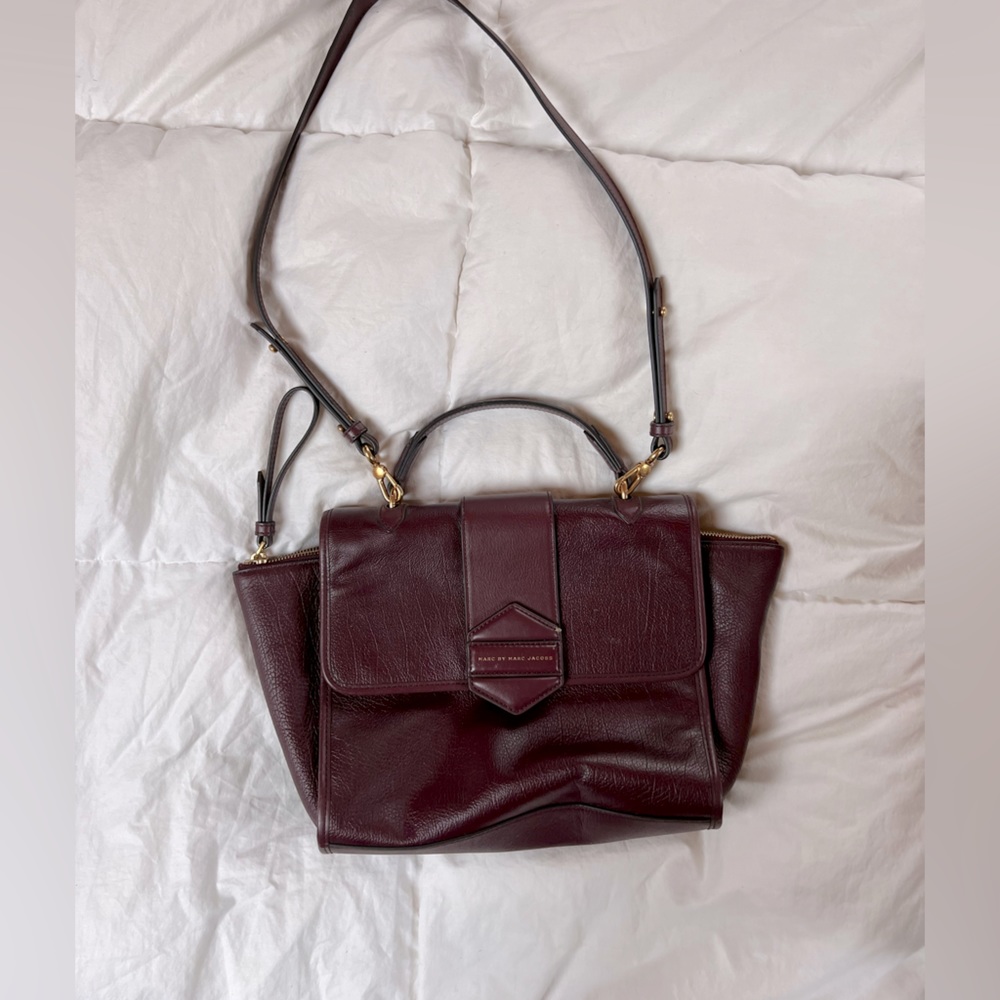 Marc by Marc Jacobs burgundy real leather shoulder bag handbag purse
